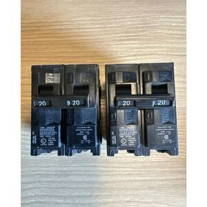 Siemens Q220 20 Amp 2-Pole Type QP Circuit Breaker 120/240V Lot of 2